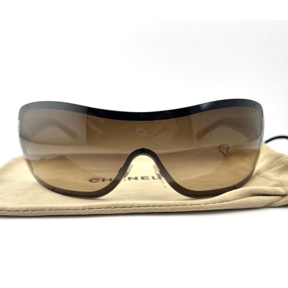 Vintage Chanel Women\'s Shield Sunglasses CHANEL Brown 4126 124/13 120 Authentic main image 12